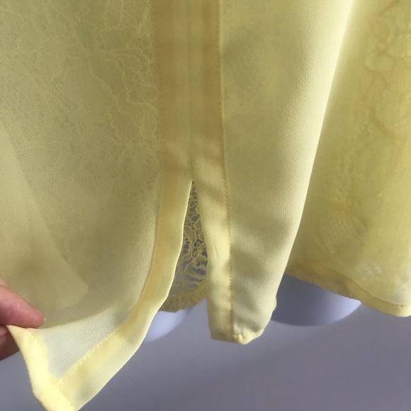 CHIC by Jacob Yellow Flowy Tank Lace Blouse Set - Picture 4 of 16